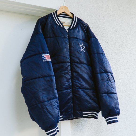 Men's Reversible Dallas Cowboys Bomber - Picture 4 of 8